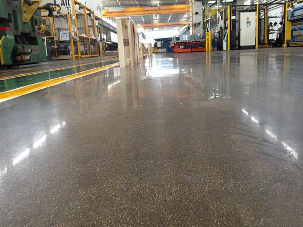 環(huán)氧地坪PK密封固化劑地坪，哪個(gè)你更喜歡？