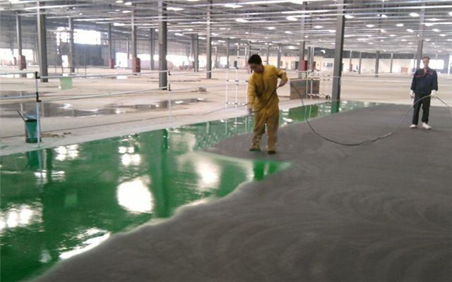環(huán)保地坪涂料施工時(shí)的噴涂技巧有哪些？