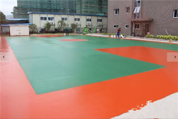 傾盆大雨來襲，丙烯酸球場地坪是如何從容面對？